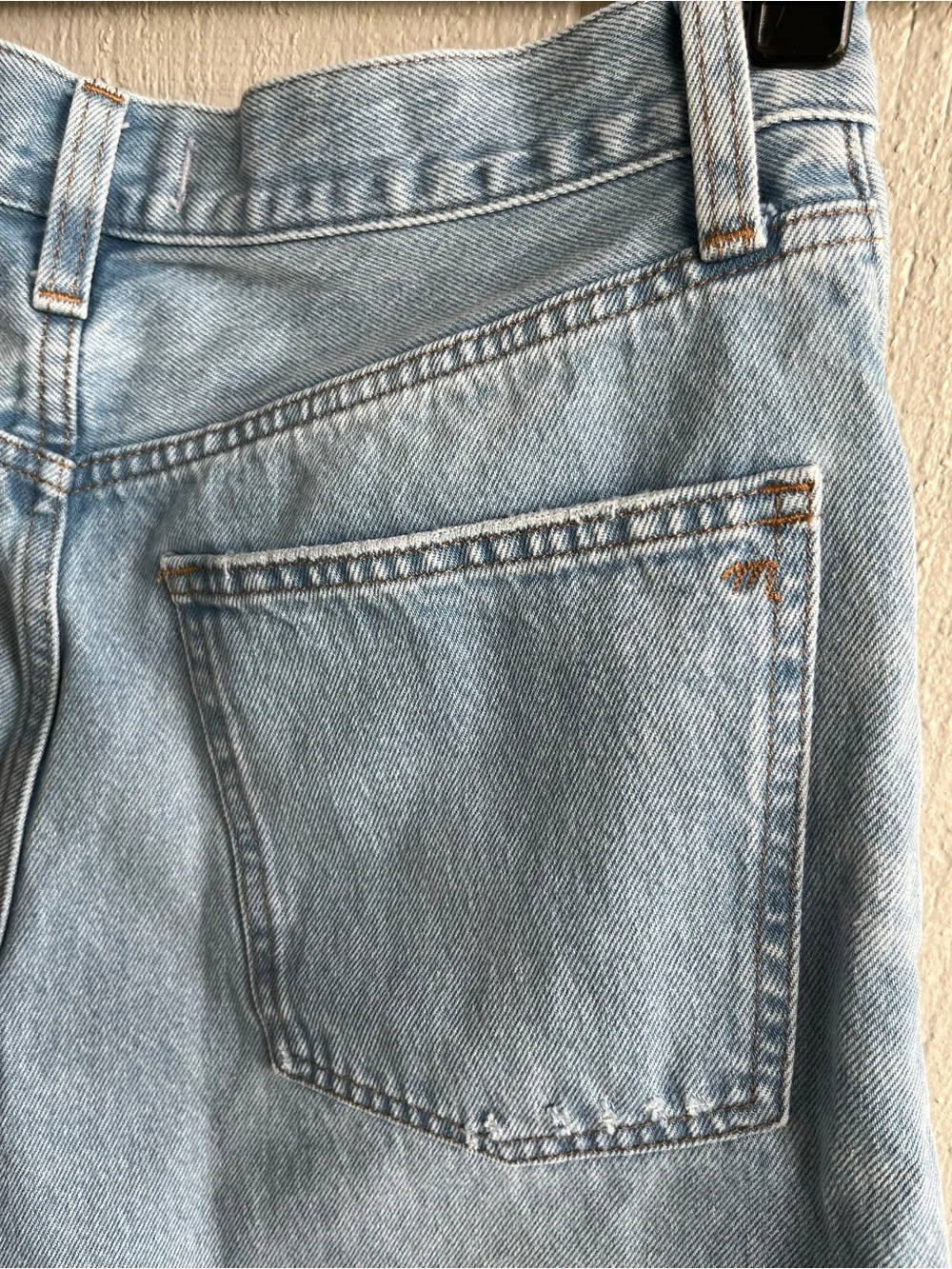 Madewell The Essex Long Baggy Short in Light Wash Size 26